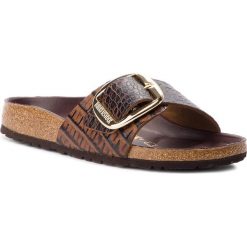 Klapki BIRKENSTOCK - Madrid Big Buckle 1010769 Gator Brown. Brązowe klapki damskie Birkenstock, ze skóry. Za 475.00 zł.