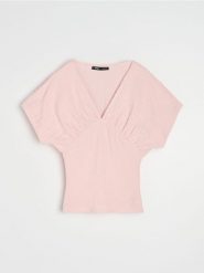 Bluzka z dekoltem V i marszczeniem z przodu - różowy. Czerwone bluzki damskie Sinsay, l, bez wzorów, bez kołnierzyka, bez ramiączek. Za 29.99 zł.