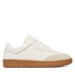 Sneakersy Calvin Klein. Białe trampki i tenisówki chłopięce Calvin Klein, bez wzorów, bez zapięcia. Za 329.99 zł.