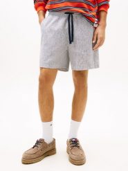 Tommy Jeans lniane szorty bermudy Kobiety Bawełna biały, XL. Białe szorty damskie Tommy Jeans, na lato, xl, bez wzorów, z bawełny. Za 229.95 zł.