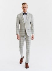 PAKO LORENTE – Beżowe spodnie garniturowe w kratę. Brązowe eleganckie spodnie męskie Pako Lorente, m, bez wzorów, z elastanu. Za 149.99 zł.