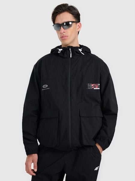 4F Kurtka przejściowa męska - czarna L. Czarne bluzy męskie 4f, l, bez wzorów, z kapturem. Za 199.99 zł.