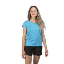 Koszulka damska Izas Vila. Niebieskie koszulki sportowe damskie IZAS, s, bez wzorów, z poliesteru, bez kołnierzyka, bez ramiączek, trekkingowe. W wyprzedaży za 113.00 zł.