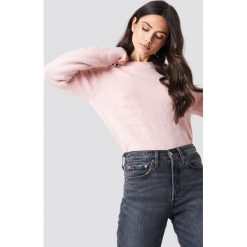 Samsoe & Samsoe Sweter Nola O-N - Pink. Różowe swetry damskie Samsøe & Samsøe, z wełny, z okrągłym kołnierzem. Za 566.95 zł.