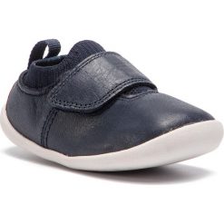 Półbuty CLARKS - Roamer Seek 261358456 Navy Leather. Półbuty chłopięce marki Clarks. W wyprzedaży za 139.00 zł.