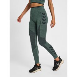 Damskie wysokie legginsy Hummel MT Aly. Czarne legginsy damskie Hummel, xs, bez wzorów, z tkaniny. W wyprzedaży za 179.00 zł.