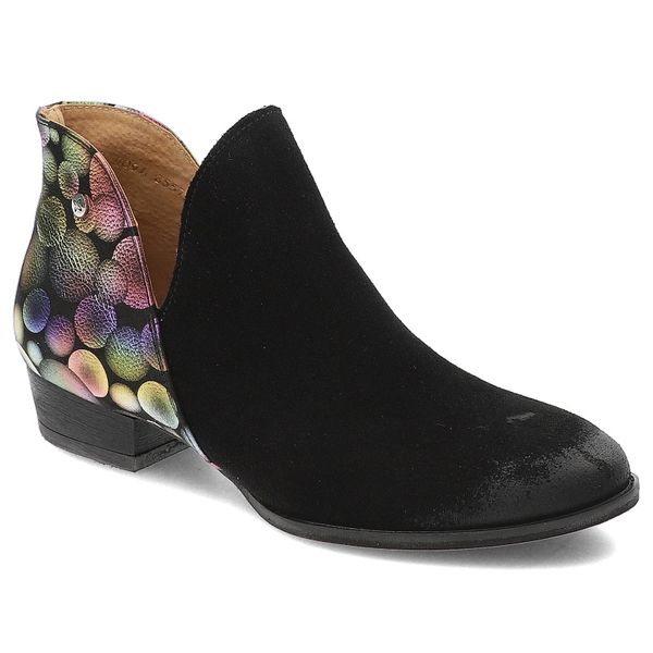 Czarne Botki Maciejka Eleganckie Kowbojki Damskie. Czarne kozaki damskie Maciejka, bez obcasa, na obcasie. Za 319.99 zł.