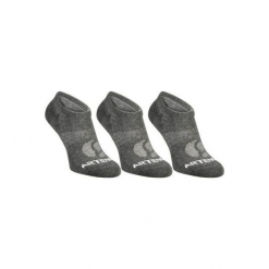 Skarpety sportowe RS160 3 pary. Szare skarpety męskie ARTENGO, z bawełny. Za 14.99 zł.
