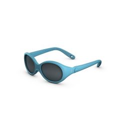 Okulary przeciwsłoneczne turystyczne MH B100 dla dzieci 6-24 mies. kat. 4. Niebieskie okulary przeciwsłoneczne dla dzieci Decathlon. Za 29.99 zł.