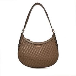 Torebka Guess. Brązowe torebki do ręki damskie Guess, z aplikacjami, klasyczne, bez dodatków. Za 699.99 zł.