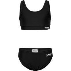 Dziewczęcy dwuczęściowy kostium kąpielowy Hummel Solid. Czarne stroje kąpielowe dla dziewczynek Hummel, bez wzorów. Za 223.00 zł.