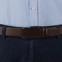 Pasek męski skórzany 3,5 cm klamra automatyczna Beltimore brązowy 51-550 : Rozmiar pasków - r.105-120 cm. Brązowe paski damskie bez wzorów, ze skóry, wizytowe. Za 64.99 zł.