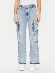 Guess Jeansy W5RA97 D5LG1 Niebieski Regular Fit. Niebieskie jeansy damskie Guess. Za 439.99 zł.