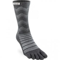 Skarpety trailowe Injinji Crew Wool. Szare skarpety damskie Injinji, bez wzorów. Za 187.50 zł.