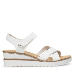 Sandały Rieker. Białe klapki damskie Rieker, bez wzorów, bez obcasa, na koturnie, bez zapięcia. Za 289.99 zł.