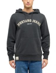 Męska Bluza Nierozpinana Mustang Style Eden Pirate Black 1017554 4088. Czarne bluzy męskie Mustang, m, bez wzorów, z kapturem. Za 139.99 zł.