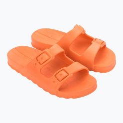 Klapki damskie Ipanema Duo Day. Brązowe klapki damskie Ipanema, bez wzorów, bez obcasa. Za 79.99 zł.