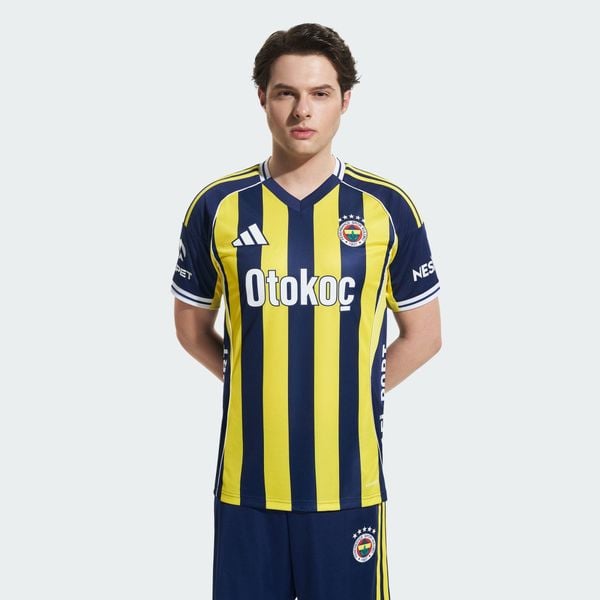 Koszulka podstawowa Fenerbahce 2025/2026. Niebieskie koszulki sportowe męskie Adidas, bez wzorów, bez kołnierzyka, bez ramiączek, do piłki nożnej. Za 439.00 zł.