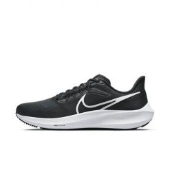 Buty do biegania męskie Nike Air Zoom Pegasus 39. Czarne buty sportowe męskie Nike, z gumy, bez zapięcia, do biegania. Za 508.00 zł.