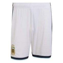Szorty Argentina 26 Home Replica. Białe krótkie spodenki sportowe męskie Adidas, bez wzorów, do piłki nożnej, climacool (adidas). Za 199.00 zł.