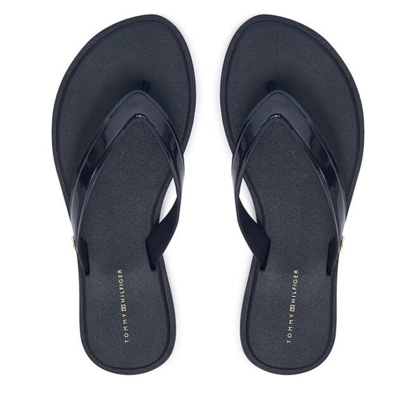 Japonki Tommy Hilfiger. Niebieskie klapki damskie Tommy Hilfiger, bez wzorów, bez obcasa. Za 189.99 zł.