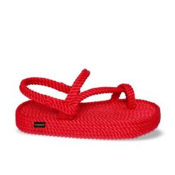 Sandały damskie na platformie Hawaii. Brązowe sandały damskie Aulp, bez wzorów, z kauczuku, bez obcasa, na platformie, bez zapięcia. Za 169.99 zł.