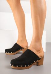 Czarne Klapki Mule w Stylu Drewniaków z Nitami na Słupkowym Obcasie Glerra. Czarne klapki damskie Born2be, z aplikacjami, z jeansu, casualowe, bez obcasa, na obcasie. Za 74.99 zł.