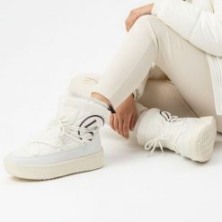 Białe Śniegowce Filippo Ciepłe Buty Damskie Na Platformie. Białe kozaki damskie Filippo, z materiału. Za 159.00 zł.