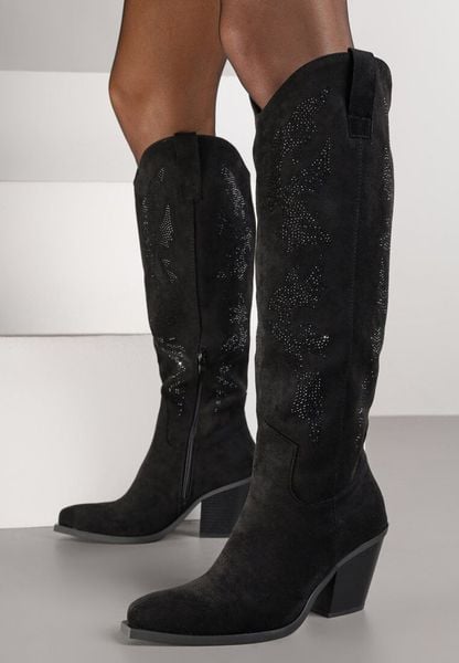 Czarne Kozaki Kowbojki na Stożku z Cholewką Zdobioną Cyrkoniami Zevire. Czarne kozaki damskie Born2be, z satyny, bez obcasa, na obcasie. Za 179.99 zł.