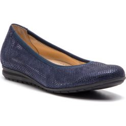 Baleriny GABOR - 82.620.26 Nightblue. Półbuty damskie marki Gabor. W wyprzedaży za 289.00 zł.