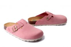 DR. BRINKMANN 600131-42 rosa, klapki damskie. Czerwone klapki damskie Dr. Brinkmann, bez wzorów, ze skóry, bez obcasa. Za 284.90 zł.