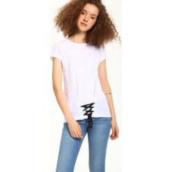 T-SHIRT KRÓTKI RĘKAW DAMSKI. T-shirty damskie marki TROLL. W wyprzedaży za 34.99 zł.
