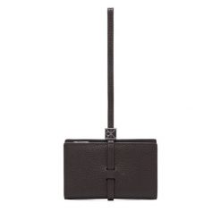 Portfel Calvin Klein. Brązowe portfele damskie Calvin Klein, bez wzorów. Za 289.99 zł.