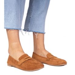 Brązowe eleganckie mokasyny z ekozamszu. Brązowe mokasyny damskie ze skóry ekologicznej, eleganckie. Za 75.95 zł.