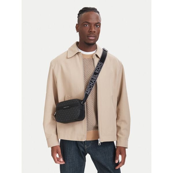 Saszetka MICHAEL Michael Kors. Czarne saszetki męskie MICHAEL Michael Kors, młodzieżowe, małe. Za 808.99 zł.