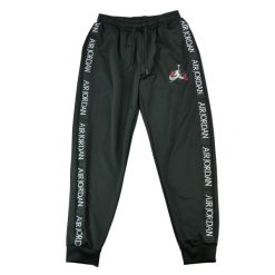 Second life - Spodnie dresowe męskie Jordan Jumpman Warm-Up - Jak nowy. Czarne spodnie sportowe męskie Jordan, l, bez wzorów, z dresówki, do biegania. Za 149.06 zł.