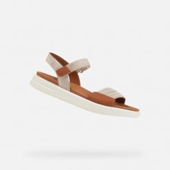 Sandały damskie Geox Xand 2S. Brązowe sandały damskie Geox, bez wzorów, ze skóry, bez obcasa, bez zapięcia. Za 365.99 zł.