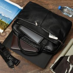 Beltimore torba męska skórzana Duża czarna laptop J14. Czarne torby na laptopa męskie bez wzorów. Za 419.90 zł.