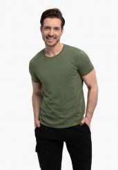 Bawełniana koszulka T-BASIC. Brązowe t-shirty męskie Volcano, l, bez wzorów, z bawełny, klasyczne, bez kołnierzyka. Za 54.99 zł.