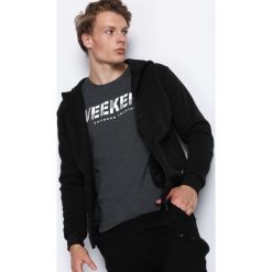 Czarna Bluza Brought Up. Kardigany męskie marki Born2be. Za 59.99 zł.