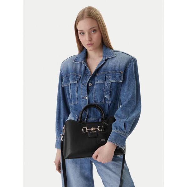 Torebka Guess. Czarne torebki do ręki damskie Guess, z aplikacjami, klasyczne, bez dodatków. Za 369.99 zł.