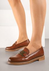 Brązowe Mokasyny ze Skórzaną Wkładką Zdobione Metaliczną Aplikacją Zivoria. Brązowe mokasyny damskie Born2be, z jeansu, eleganckie. Za 129.99 zł.