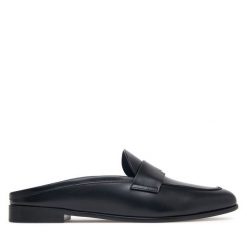 Klapki Max Mara. Czarne klapki damskie Max Mara, bez wzorów, bez obcasa. Za 2,589.00 zł.