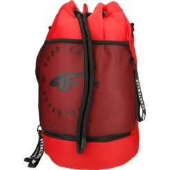 Plecak miejski PCU203 - czerwony. Czerwone torby na ramię męskie 4f, bez wzorów, z materiału, eleganckie, na ramię. W wyprzedaży za 59.99 zł.