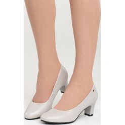 Szare Czółenka Pyrrhic Victory. Czółenka damskie marki bonprix. Za 44.99 zł.