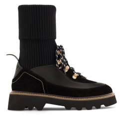 Trzewiki Badura. Czarne botki damskie Badura, bez obcasa, na płaskiej podeszwie, bez zapięcia. Za 379.99 zł.