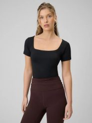 T-shirt slim gładki damski 4F 4FRSS26TTSHF3633. Czarne t-shirty damskie 4f, s, bez wzorów, z elastanu, klasyczne, bez kołnierzyka. Za 34.99 zł.