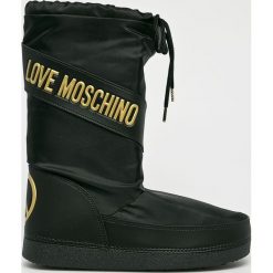Love Moschino - Śniegowce. Czarne śniegowce i trapery damskie Love Moschino, z gumy. Za 499.90 zł.