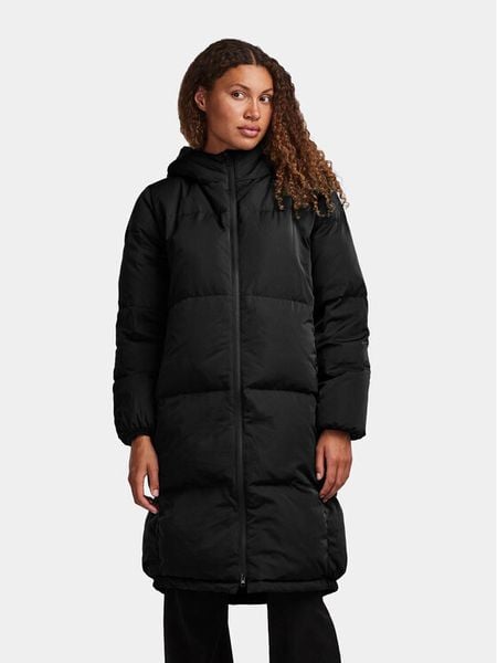 YAS Kurtka puchowa 26031874 Czarny Regular Fit. Czarne kurtki damskie YAS, xl, bez wzorów, z puchu, bez kaptura. Za 629.99 zł.