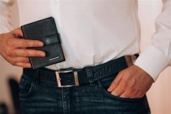 Beltimore męski skórzany pasek szeroki jeans granatowy 520 : Kolory - granatowy, Rozmiar pasków - r.85-100 cm. Niebieskie paski damskie bez wzorów, z jeansu. Za 54.90 zł.